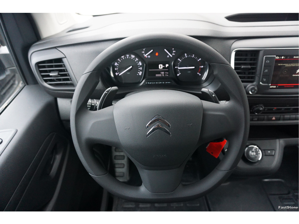 49621323-citroen-jumpy-10