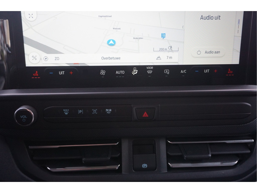 49621614-ford-transit-custom-13