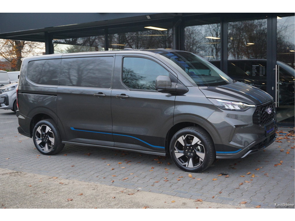 49642958-ford-transit-custom-6