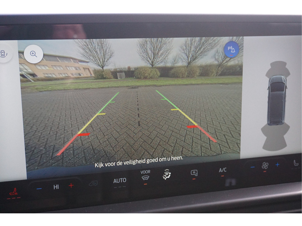 49650482-ford-transit-custom-12