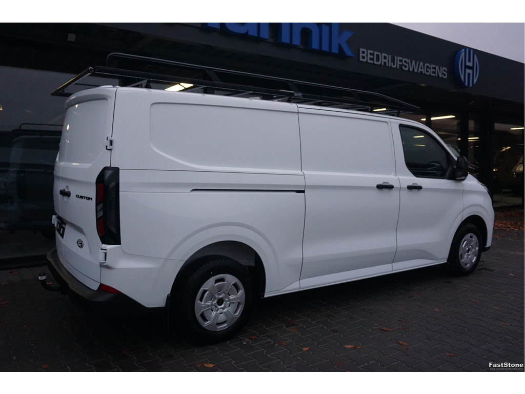 49650582-ford-transit-custom-4