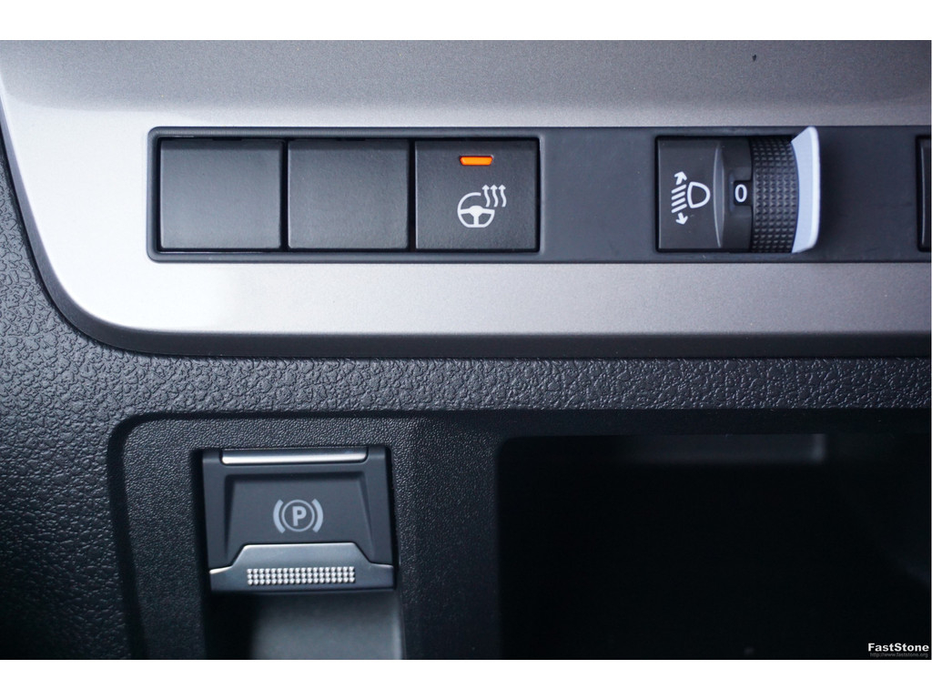 49984814-citroen-jumpy-15