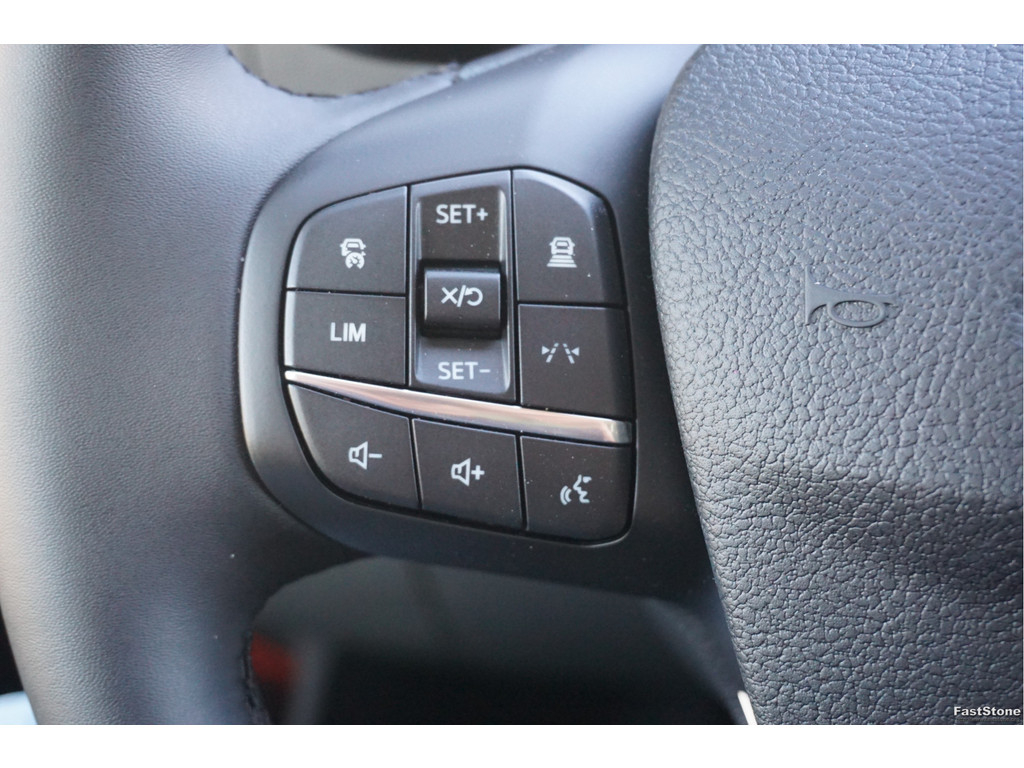 50041058-ford-transit-17