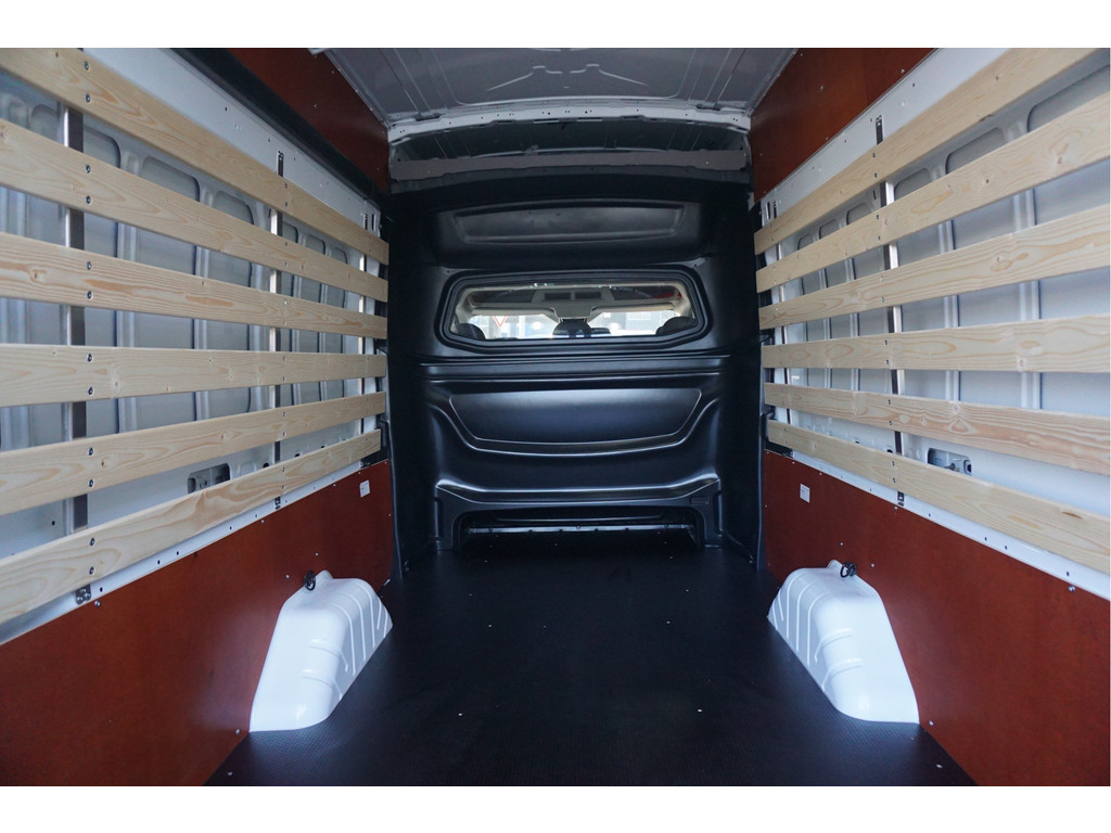 50189809-ford-transit-8