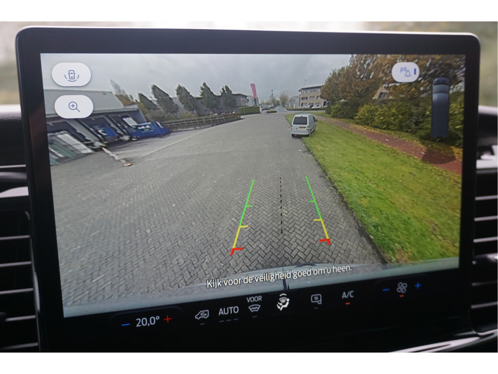 50189863-ford-transit-12