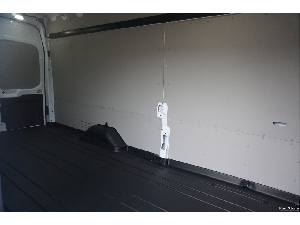 50189887-ford-transit-8