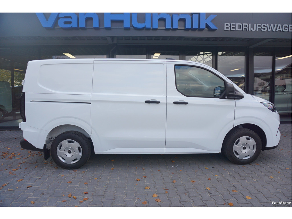 50653927-ford-transit-custom-3