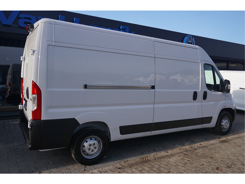 51024027-citroen-jumper-4