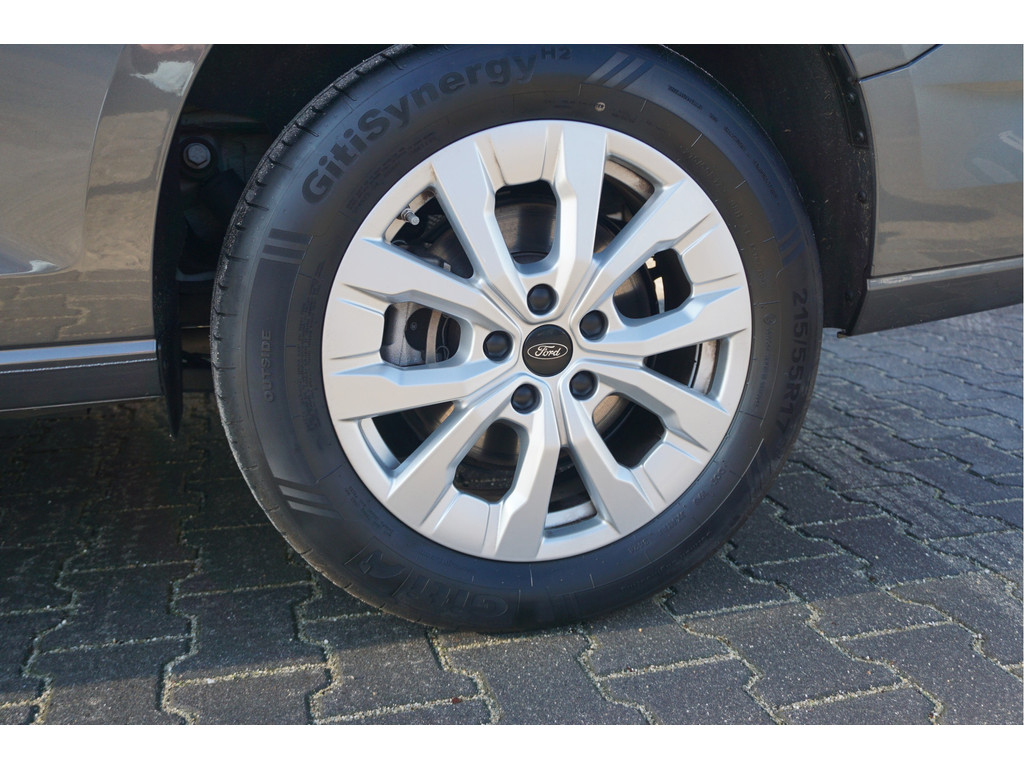 51162902-ford-transit-connect-13