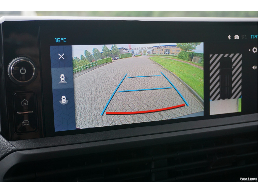 51168300-citroen-jumpy-9