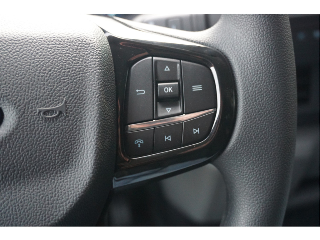 51359222-ford-transit-custom-14