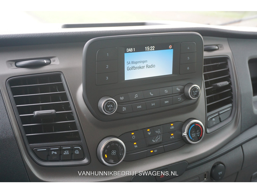 51415053-ford-transit-6