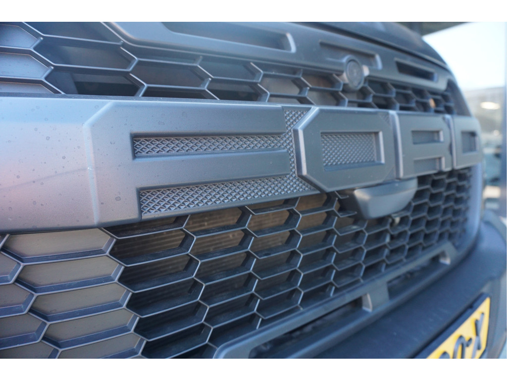 51755056-ford-transit-16