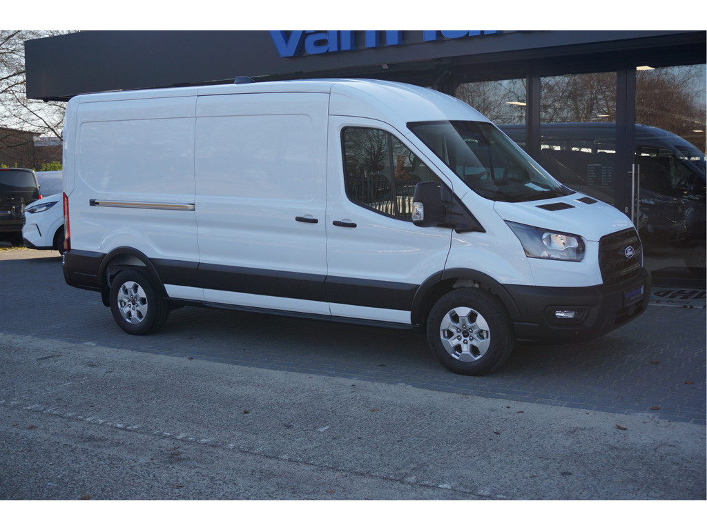 52166233-ford-transit-6
