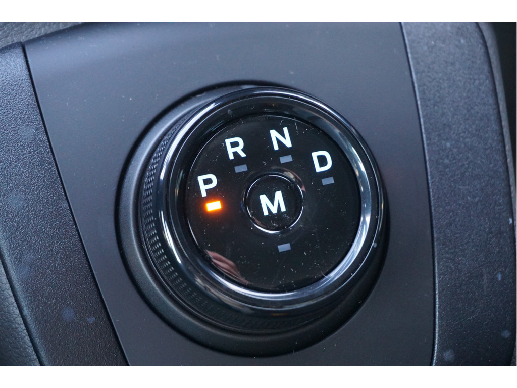 52166507-ford-transit-15