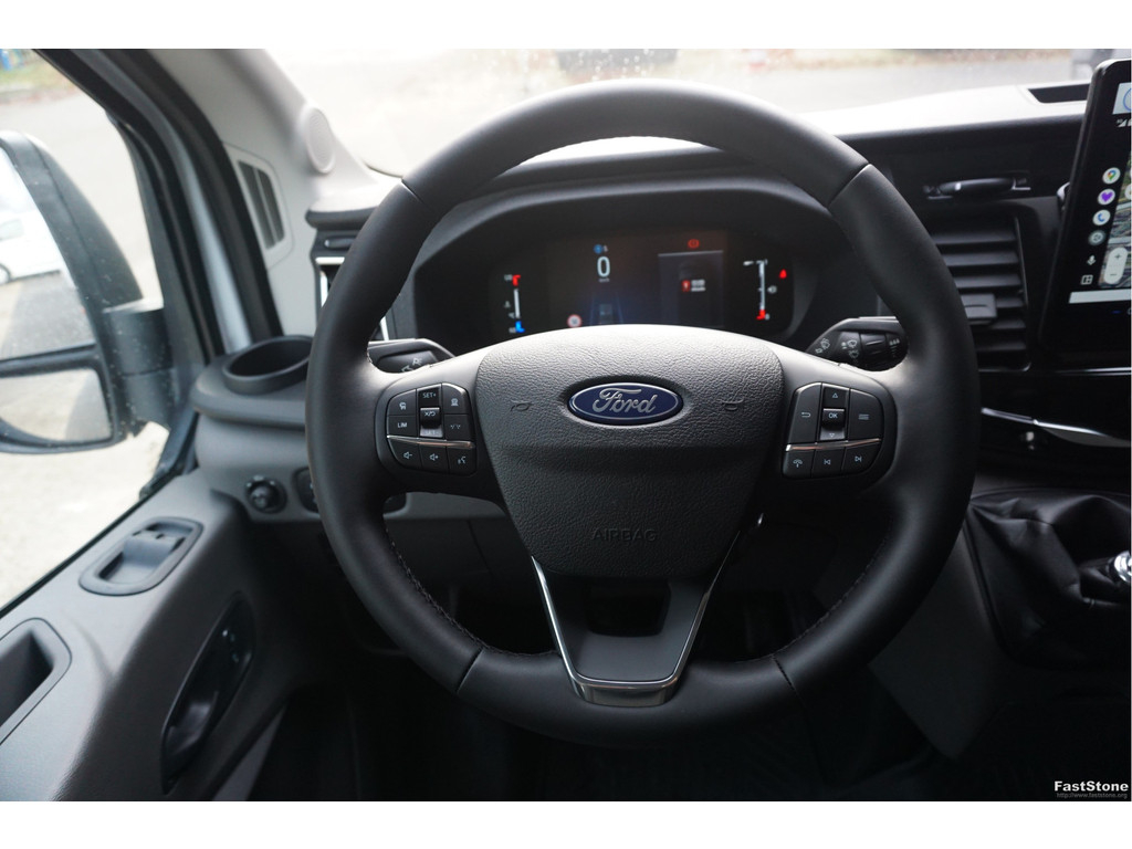 52168795-ford-transit-10