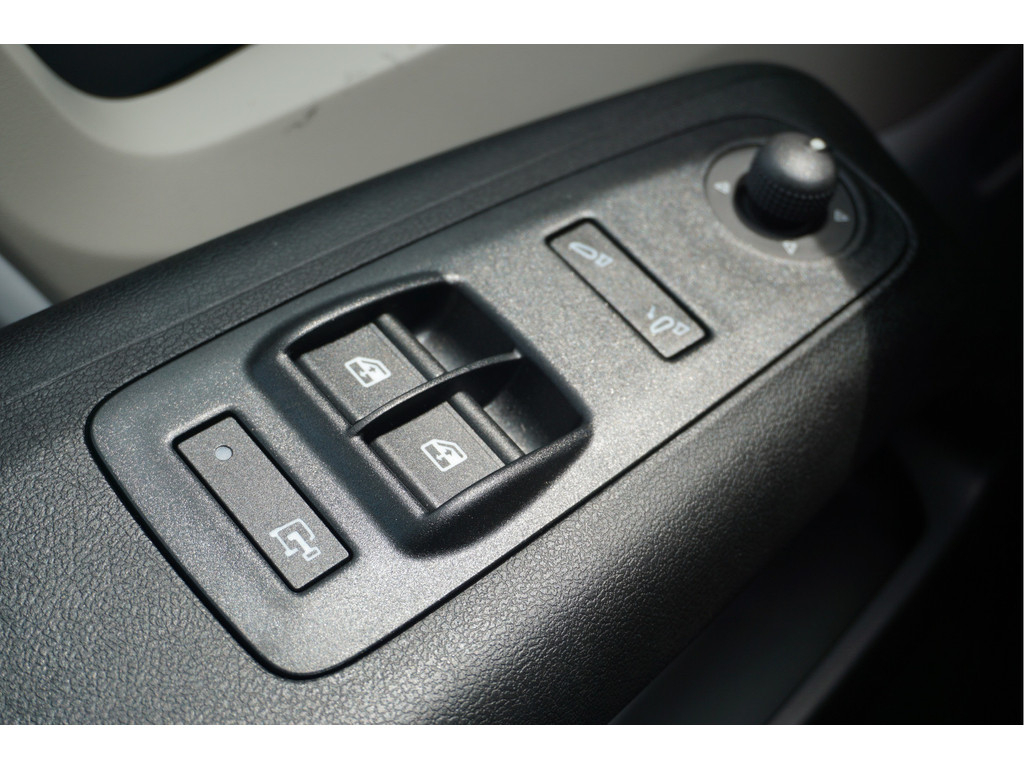 52176771-citroen-jumper-19