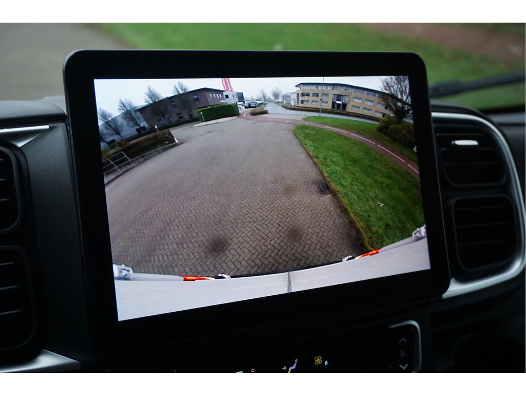 52176852-citroen-jumper-14