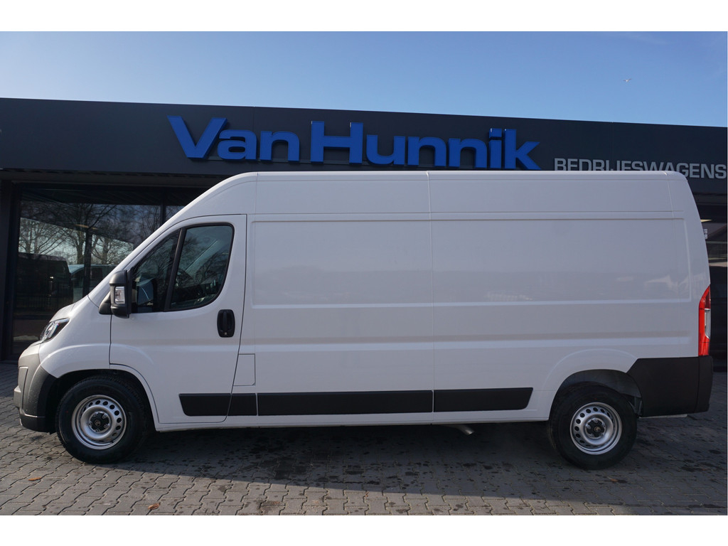 52177671-citroen-jumper-2