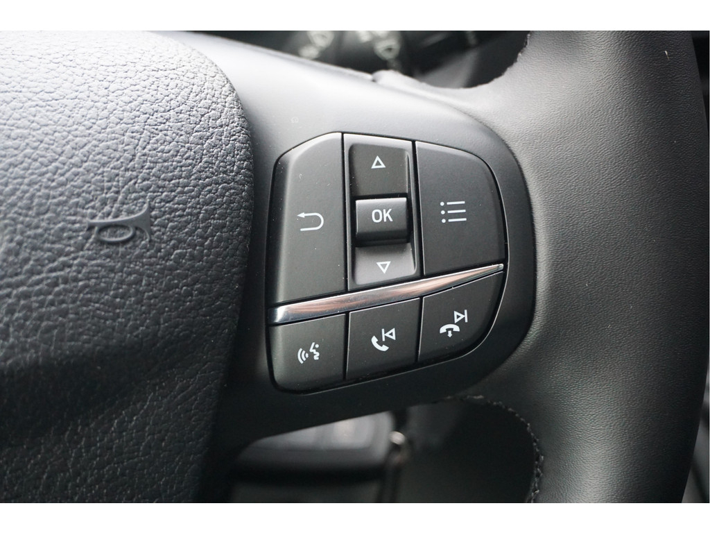 52746568-ford-transit-15