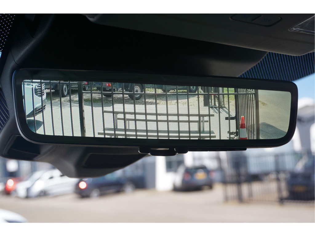 53908071-ford-transit-custom-12