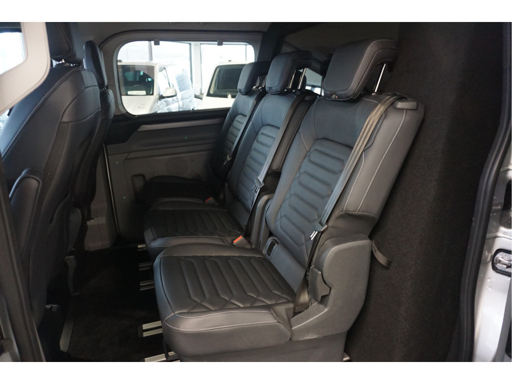 53908388-ford-transit-custom-13