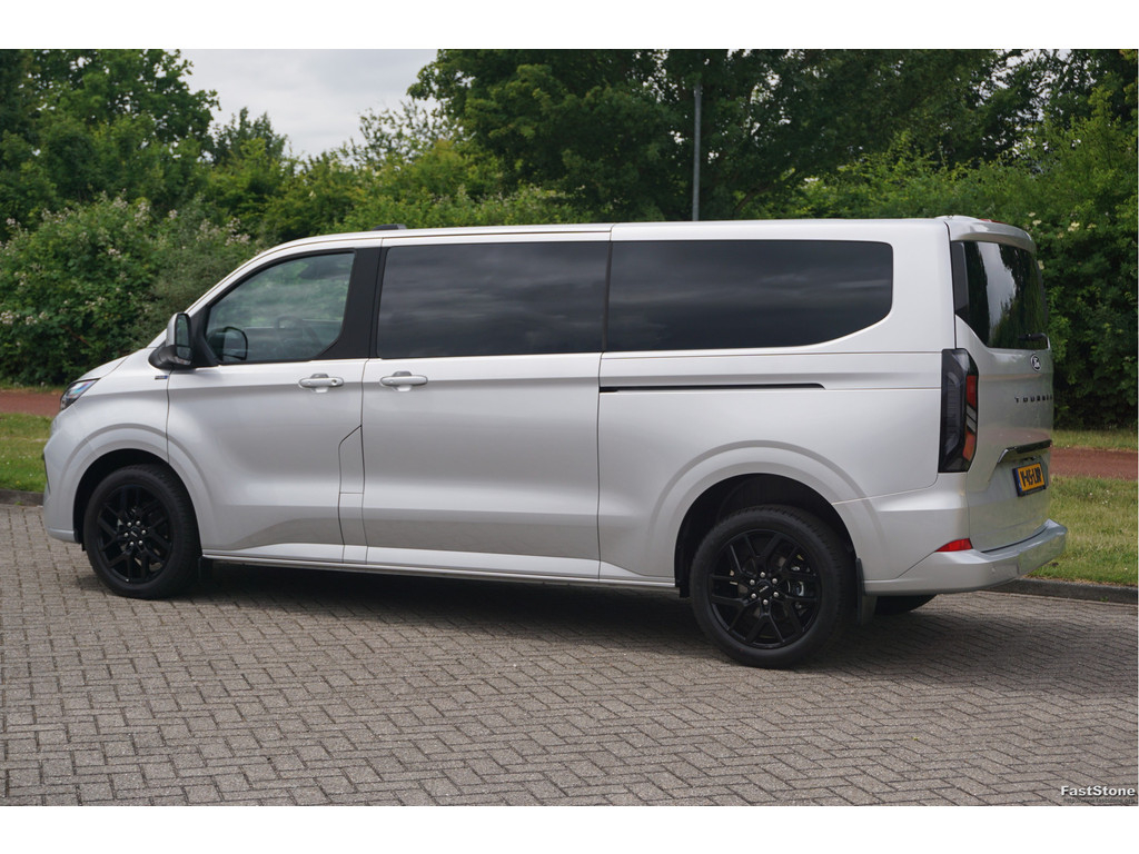 53909454-ford-transit-custom-3