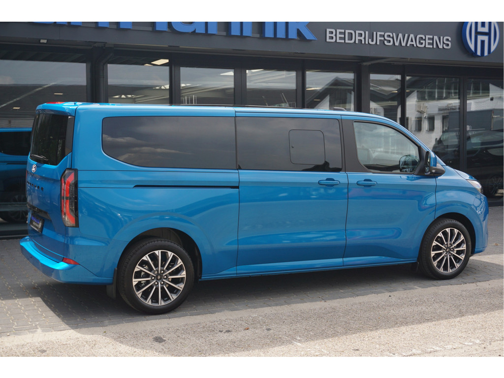 53909513-ford-transit-custom-4