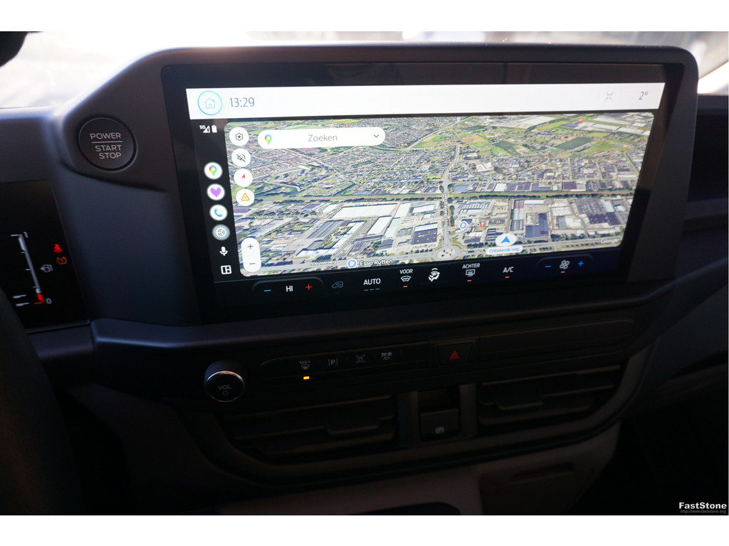 54006195-ford-transit-custom-11