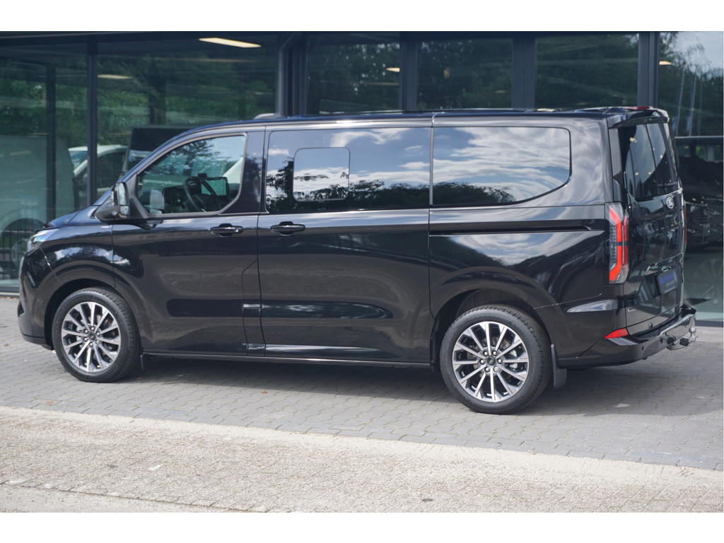54473469-ford-transit-custom-3