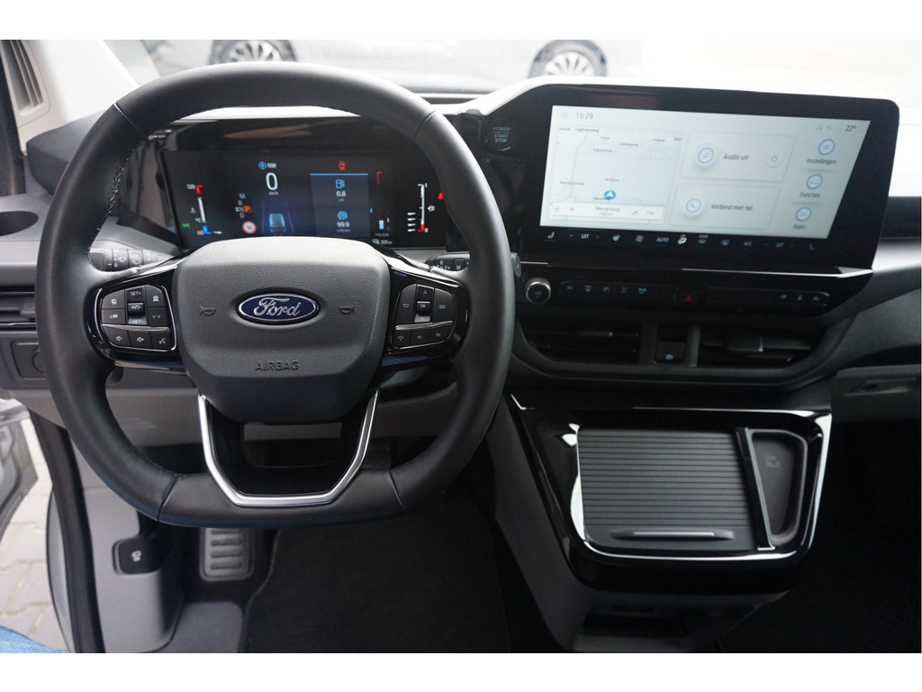 55405768-ford-transit-custom-8