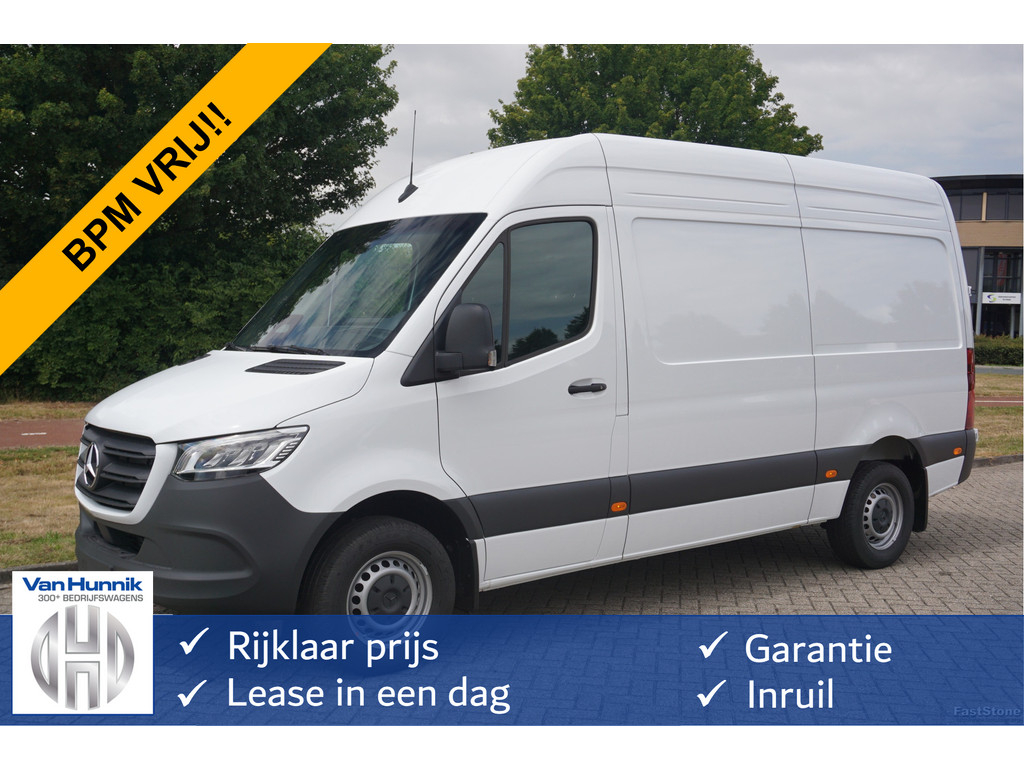 55574787-mercedes-benz-sprinter-1