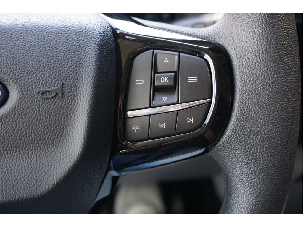 55750912-ford-e-transit-custom-12