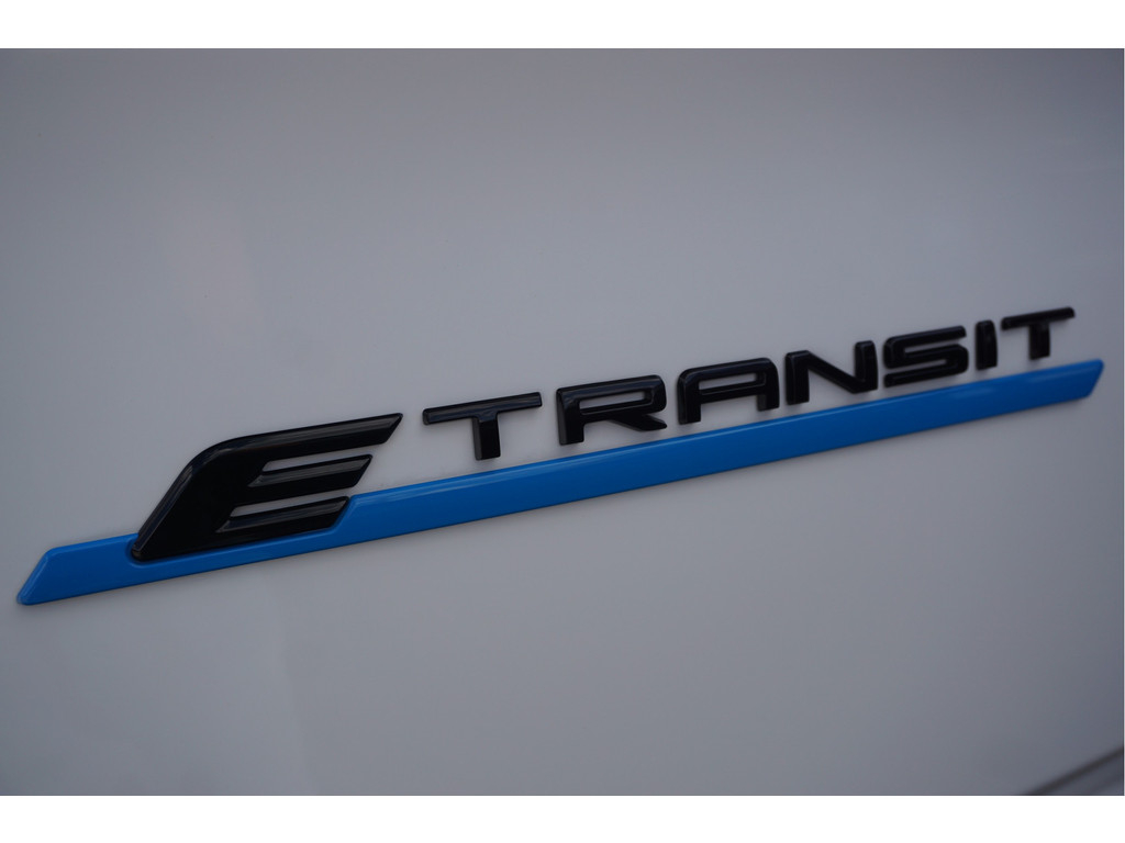 55750912-ford-e-transit-custom-14
