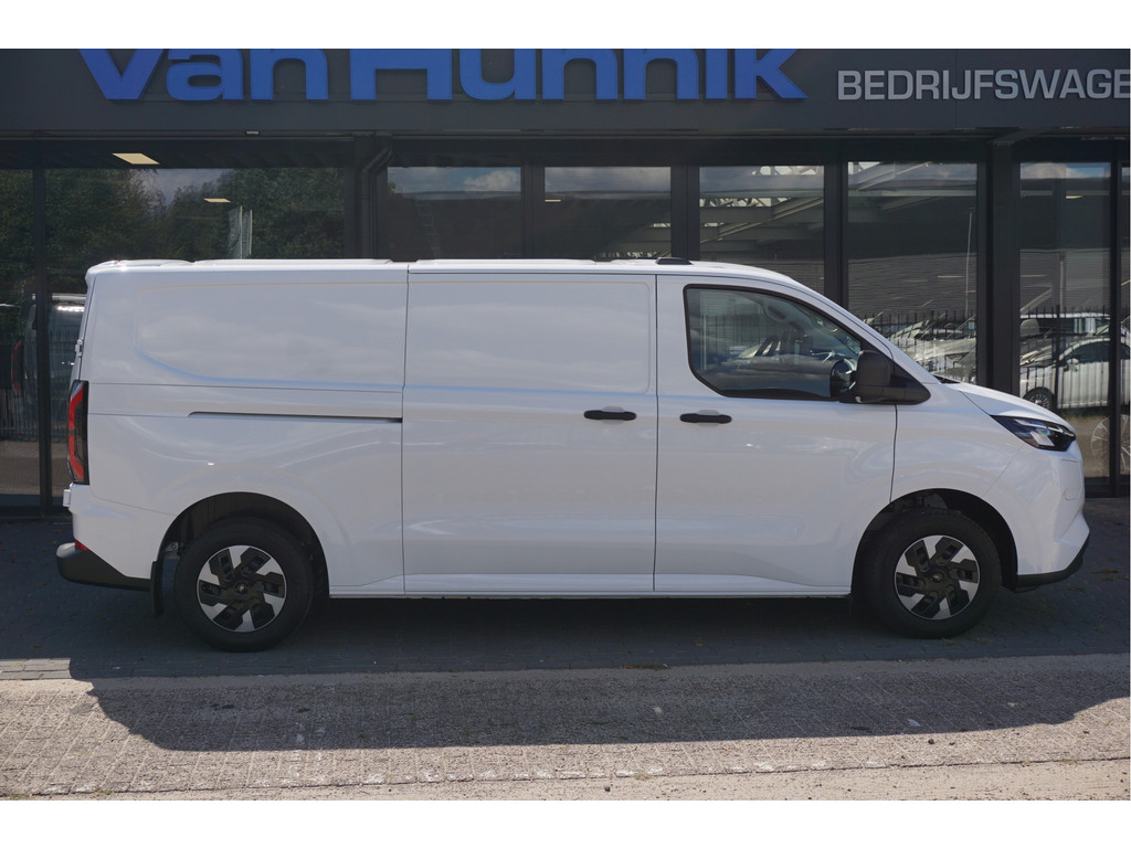 55750912-ford-e-transit-custom-4