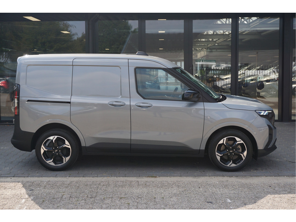 56421416-ford-transit-courier-5