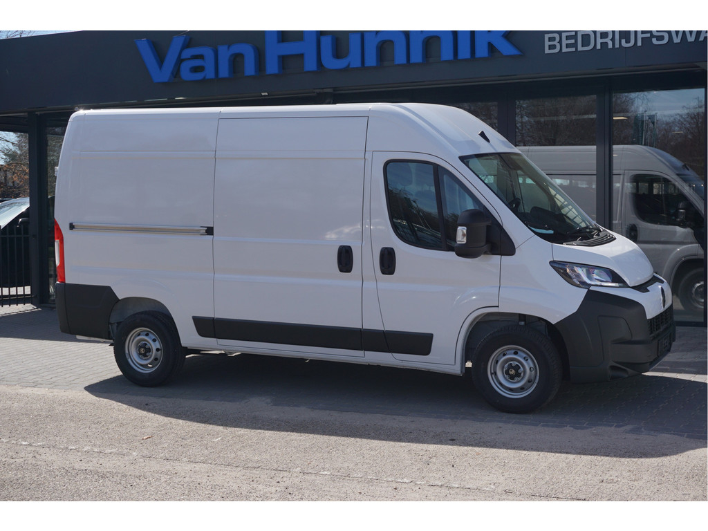 57089027-citroen-jumper-7
