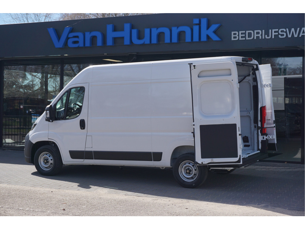 57089058-citroen-jumper-4
