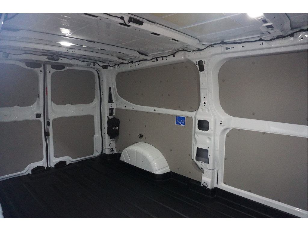 57122037-ford-e-transit-custom-8