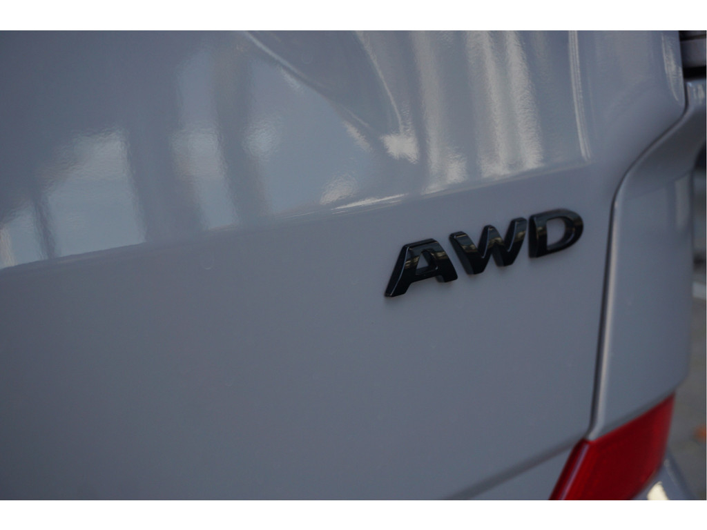 57311911-ford-transit-custom-8