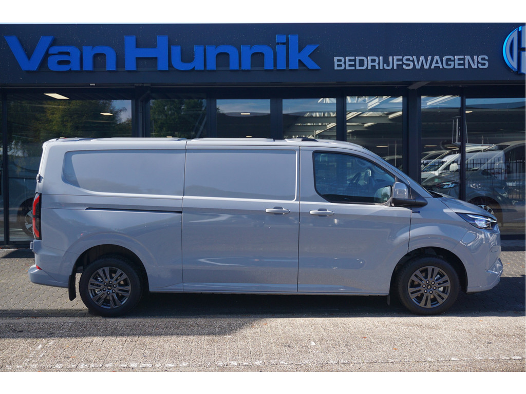 57318600-ford-transit-custom-5