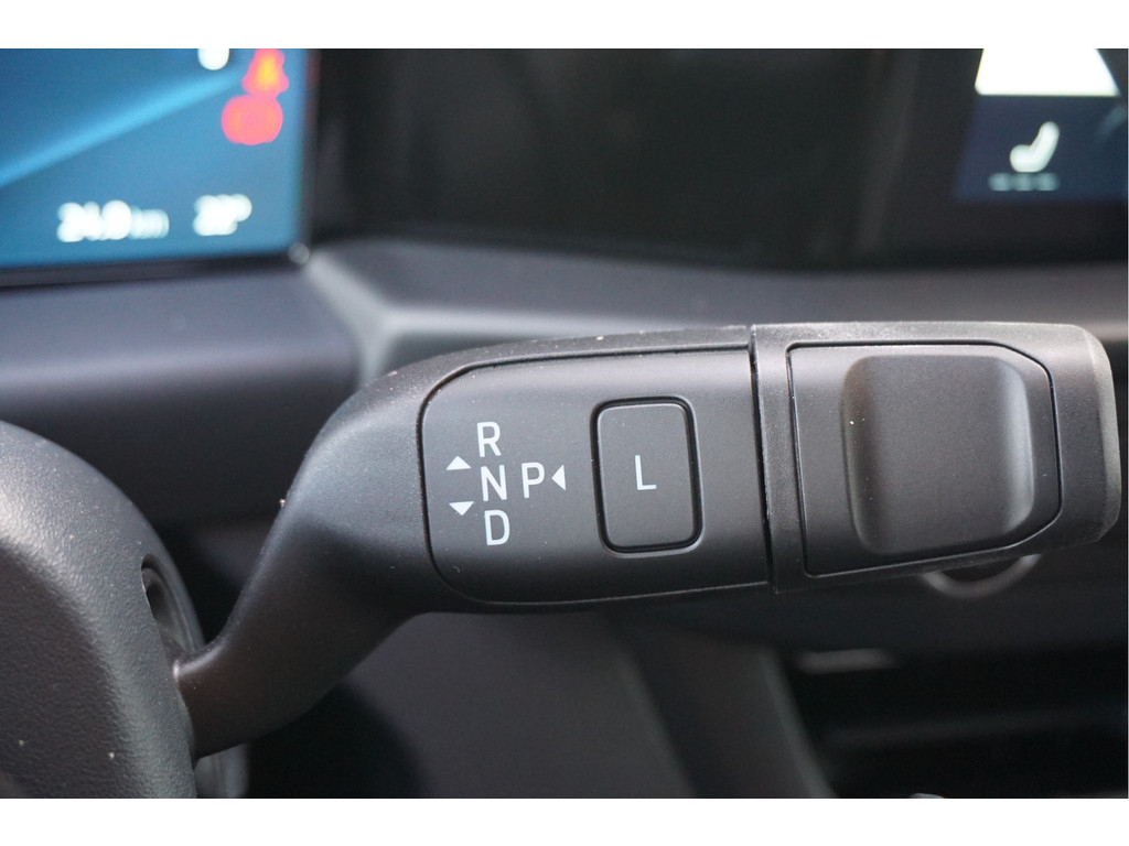 57318609-ford-e-transit-custom-13
