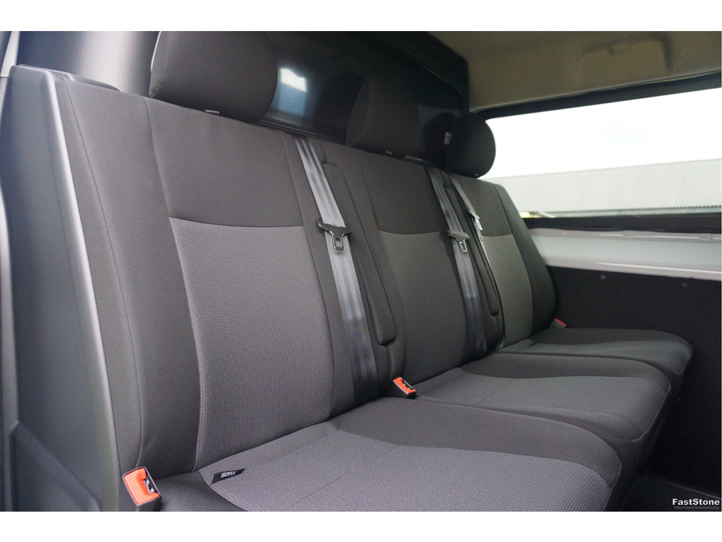 57354599-citroen-jumpy-14