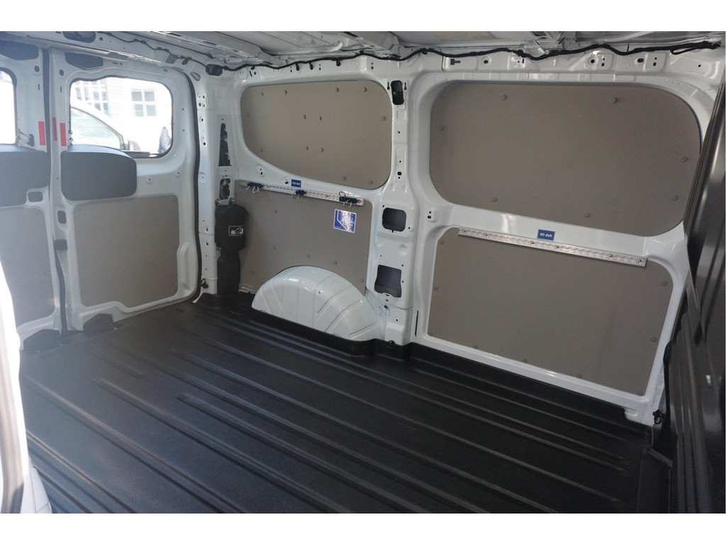 57540579-ford-transit-custom-8