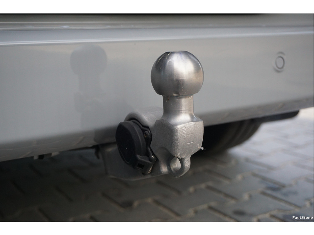 57544427-ford-e-transit-custom-14