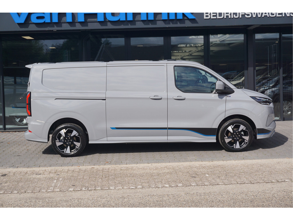57544427-ford-e-transit-custom-2