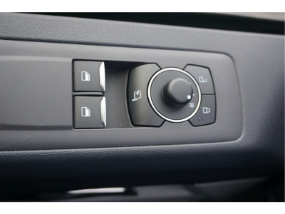 37500485-ford-transit-custom-19