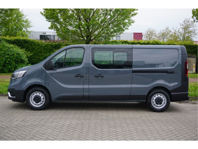 37926122-renault-trafic-2