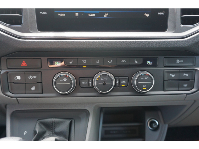 38016614-volkswagen-crafter-15