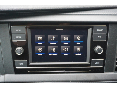 38921718-volkswagen-transporter-12